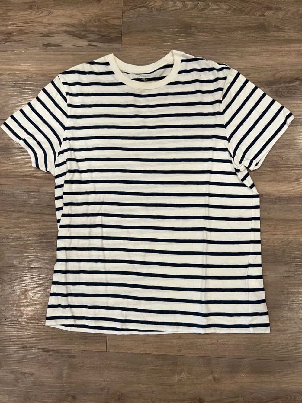 J. Crew Men's Navy & White Striped Short Sleeve Tee. Medium